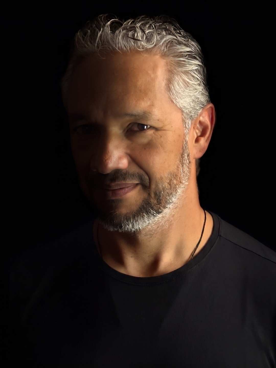 Carlos Villalobos — 5D Diseñadores